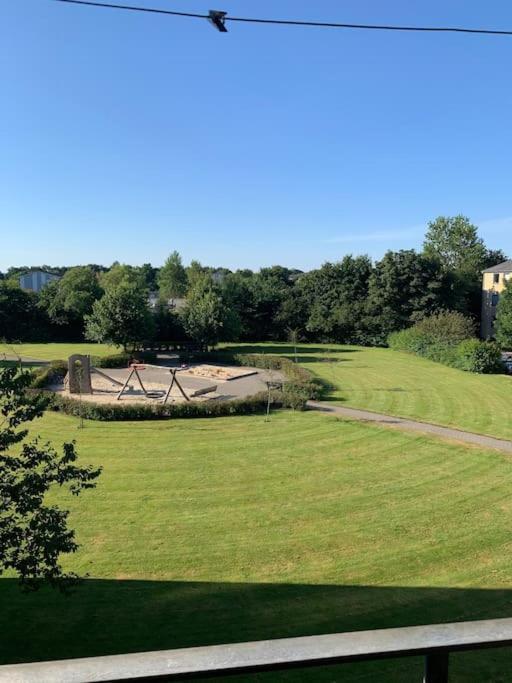 Stor Og Lys Lejlighed I Hjertet Af Holstebro Exterior foto
